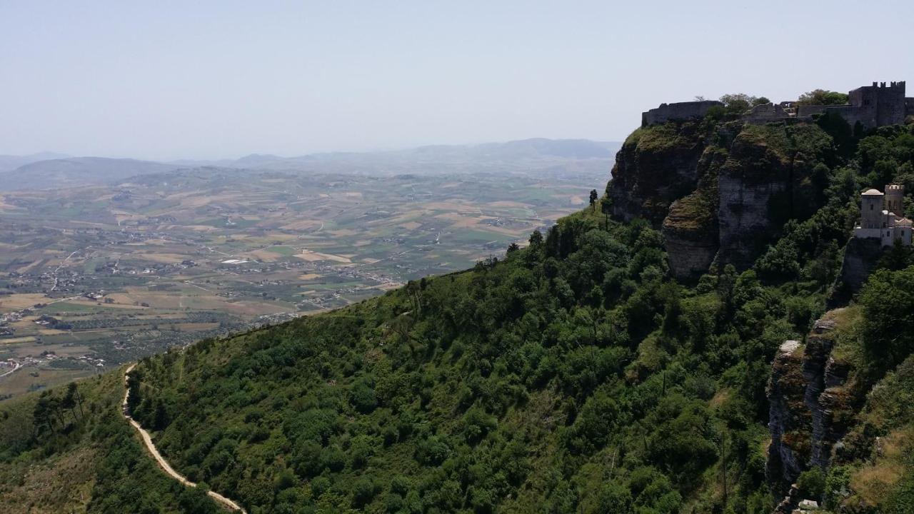 شقة Sole E Fiori Di Sicilia فالديريتْشّي المظهر الخارجي الصورة